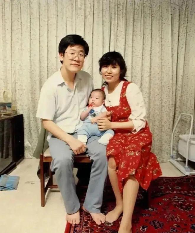 李在明和老婆一起亮相新的第一夫人叫金惠景比金建希温柔漂亮(图9)