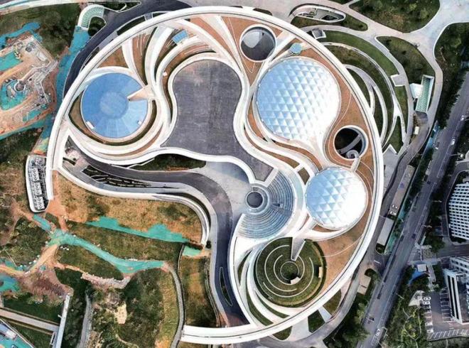 九游手机娱乐：小度AI眼镜Pro将于11月1日预售；Meta元宇宙业务负责人转岗AI(图8)