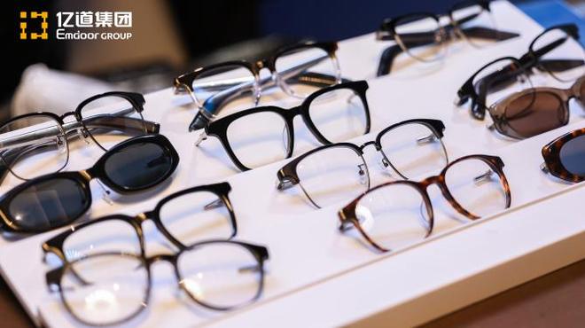 九游：亿境虚拟在亿道科技日推出全新AI产品助力端边云协同发展。(图5)