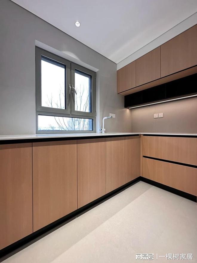 盛万霆新材料定制整装数字化趋势：线上设计与施工管理(图2)