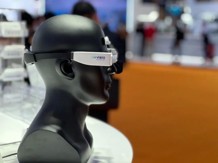 九游：谷歌与XREAL宣布达成深度长期战略合作；Meta推迟Ray-Ban Display的国际推广计划推出肌电手写新技