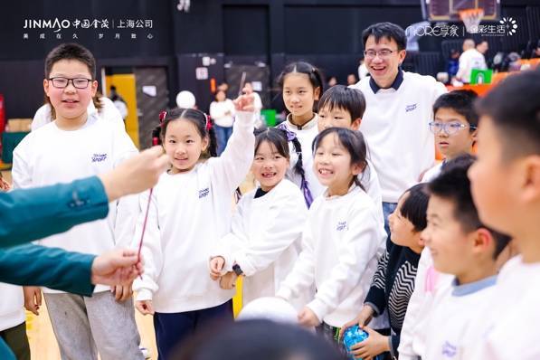 九游app：上海最懂业主的开发商金茂这一次把金粉宠上了天(图2)