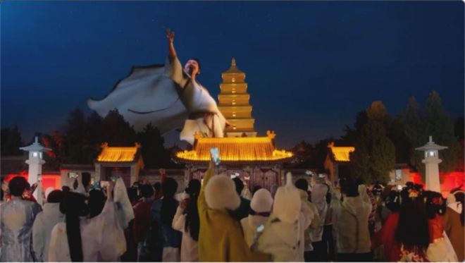 技术赋能文化：总台春晚AR互动开创沉浸式传播新范式 ——西安分会场《山河诗长安》虚实互动创新