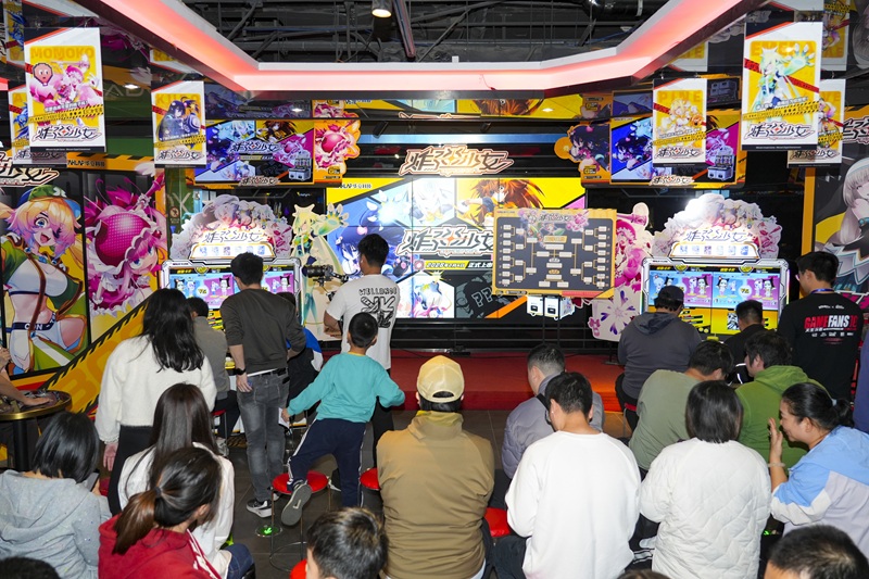 九游娱乐官方网站：华立科技全新卡片类游艺设备《炸弹少女》正式运营开启科技+IP新体验！(图5)