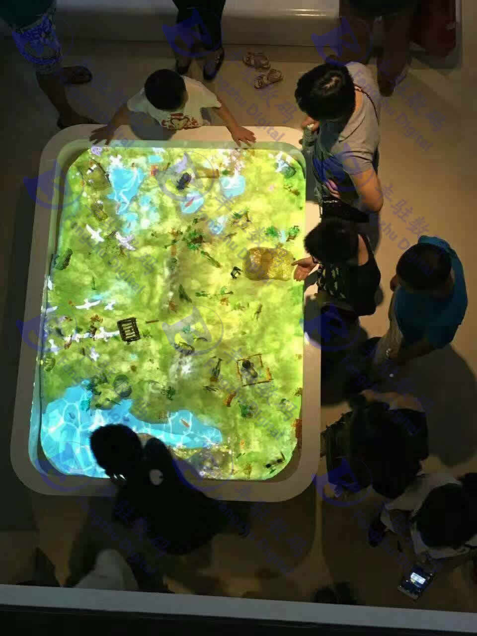 爆款游戏携手城市地标打破虚拟与现实边界